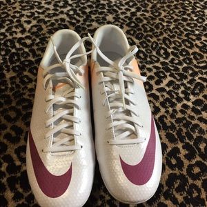 Womens Nike cleats